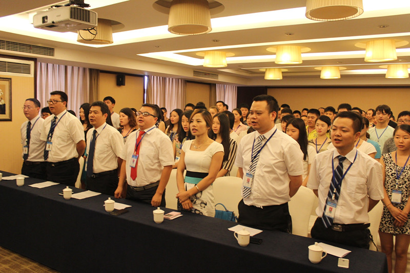 堅定信心，謀劃全年——新思路召開六月工作總