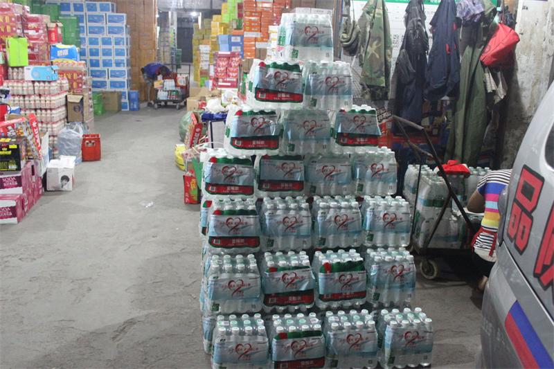 新思路裝飾紮實開展“夏日送清涼”活動